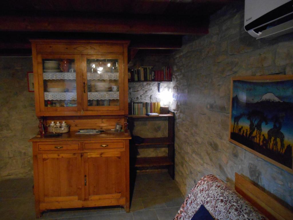 Gasthaus La Casa Nel Bosco-Senza Auto Ponte della Venturina Exterior foto